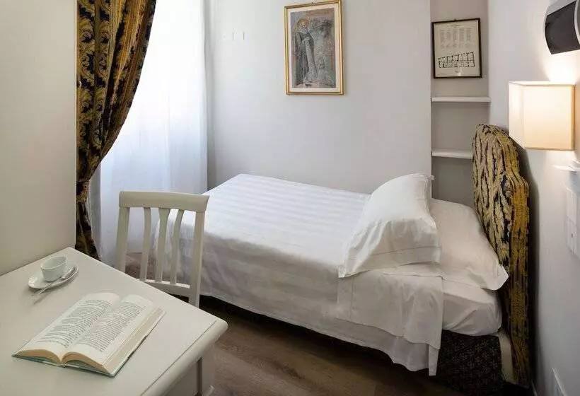 Pokój Jednoosobowy Klasyczny, Fontebella