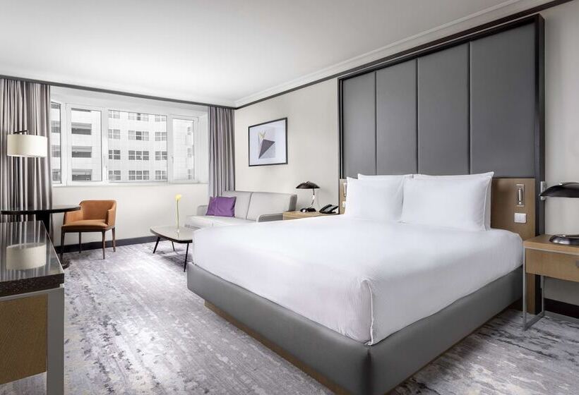 اتاق خانوادگی, Hilton Prague