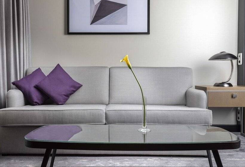 سوییت اجرایی, Hilton Prague