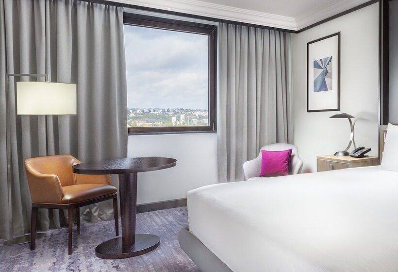 اتاق لوکس, Hilton Prague