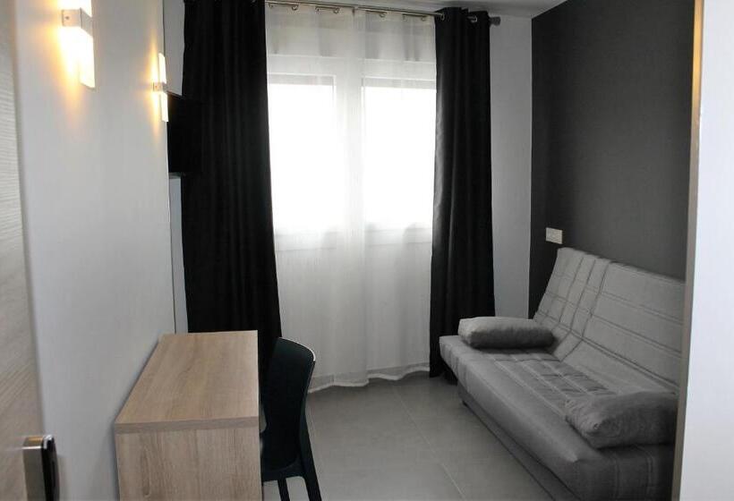 スイート, Hollywood