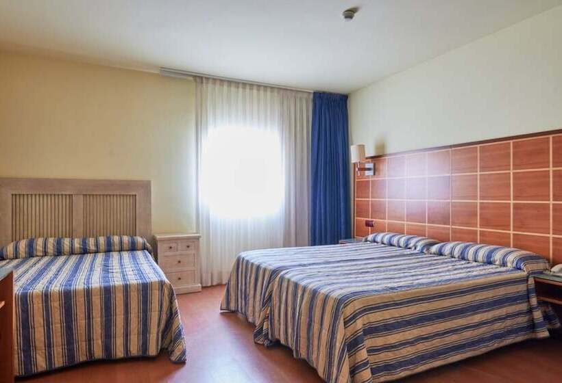 스탠다드 트리플 룸, Ramblas Vendrell