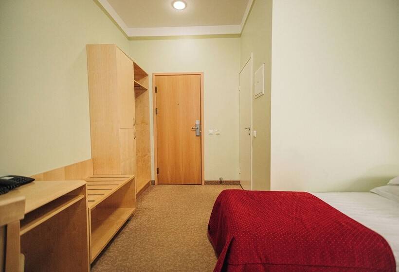 اتاق استاندارد یک نفره, Rixwell Viru Square