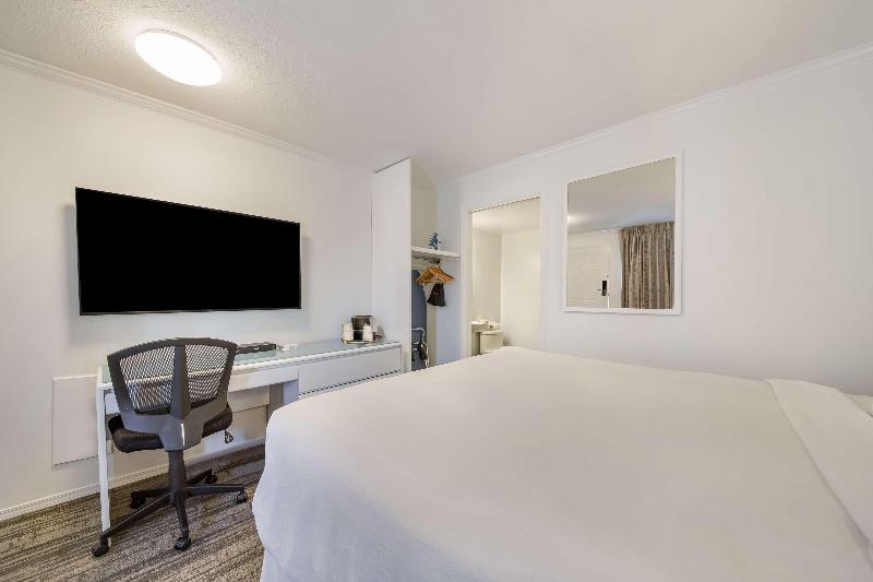 带大床的标准间, Surestay Hotel By Best Western Rossland Red Mountain