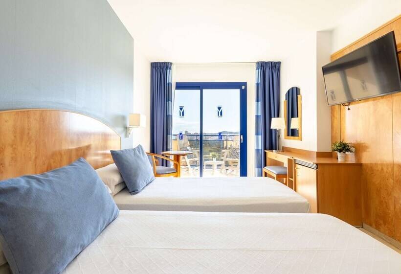 غرفة قياسية إطلالة جانبية علي البحر, Yaramar  Adults Recommended