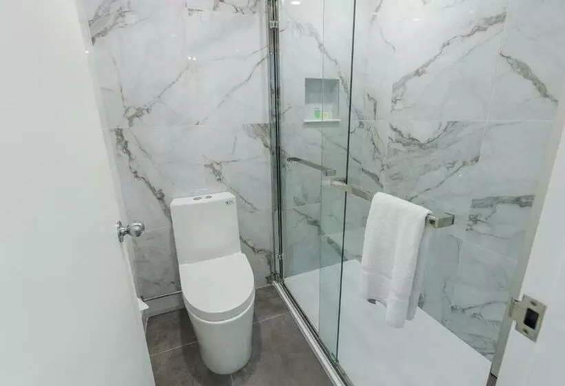 ２ダブルベッドのスタンダードルーム, Travelodge By Wyndham Quebec City Hotel & Convention Centre