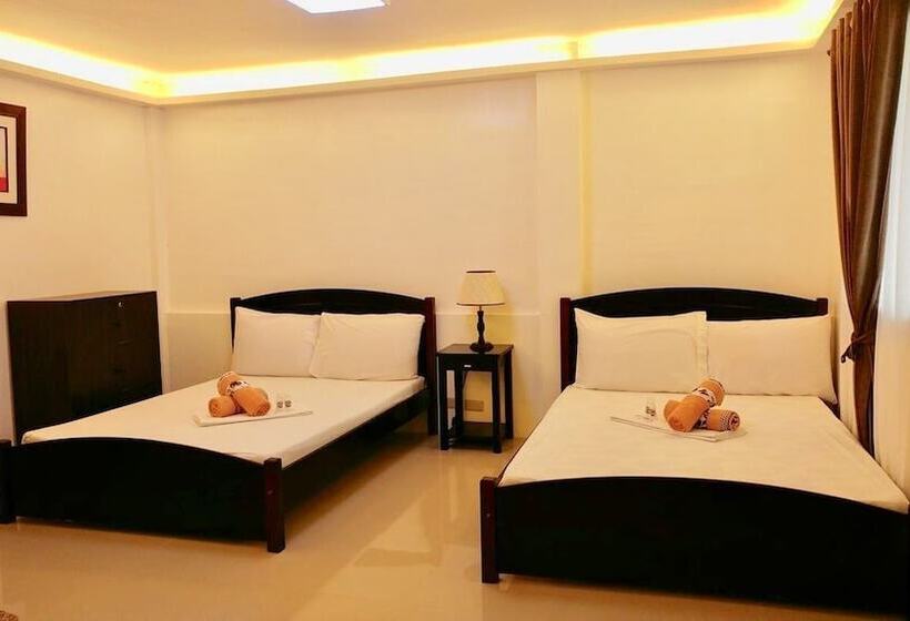 اتاق خانوادگی با چشم‌انداز دریا, Juvies Resort Hotel And Restaurant