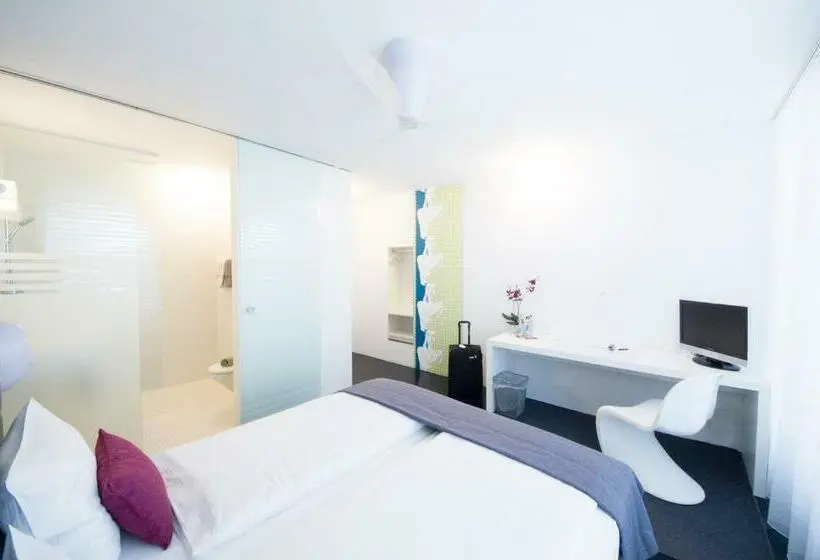 スタンダードルーム, Sky Design Motel