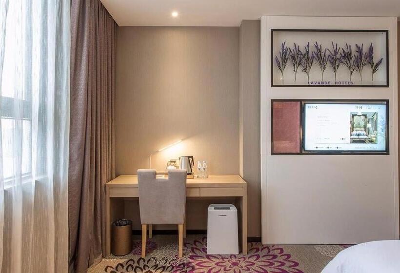 חדר דחוקס עם מיטת קינג, Lavande