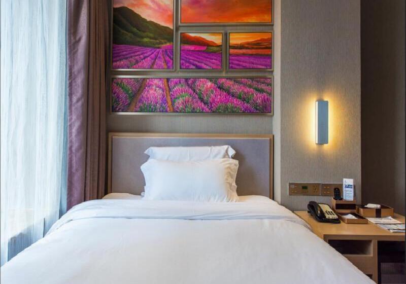 חדר משפחתי דלוקס, Lavande