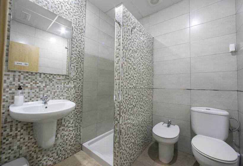 Номер Стандарт Индивидуальный Совместная Ванная, Pensión Tere Playa