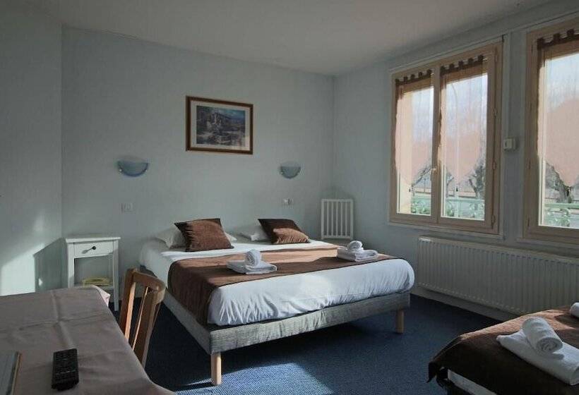 Четырехместный Номер Стандарт, Au Val Dore