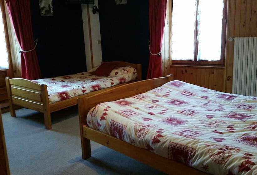 חדר סטנדרט לשלושה, Auberge Chalet Les Glaciers