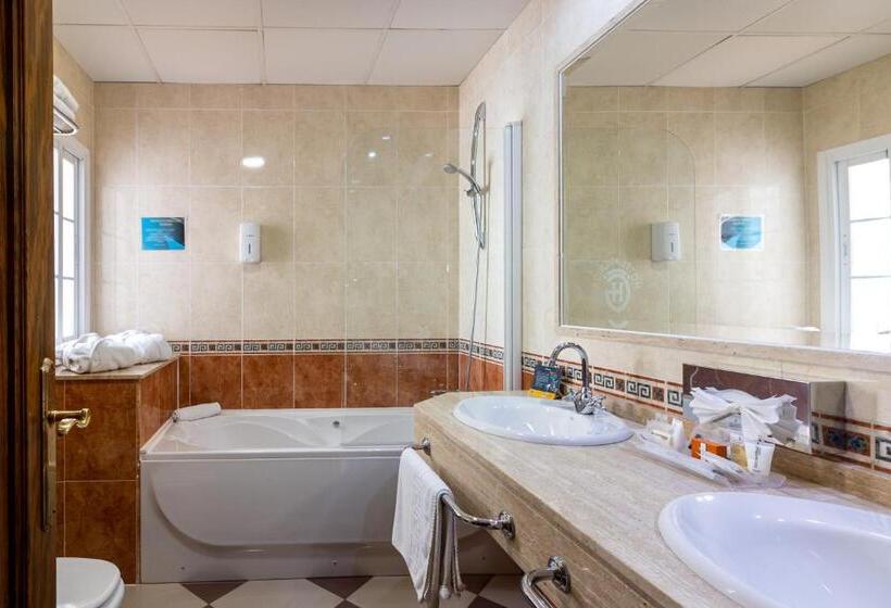 סוויטה, Avenida Tropical By Bossh! Hotels