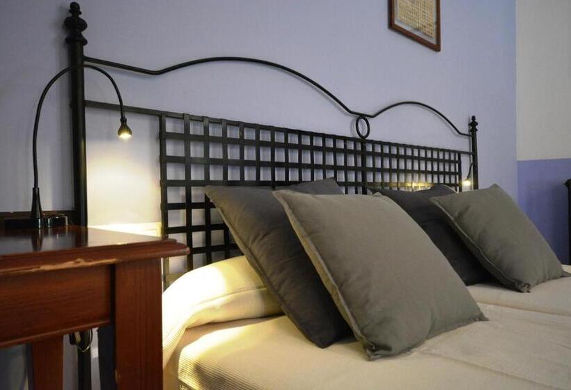 اتاق سوپریور, Casa De Los Azulejos