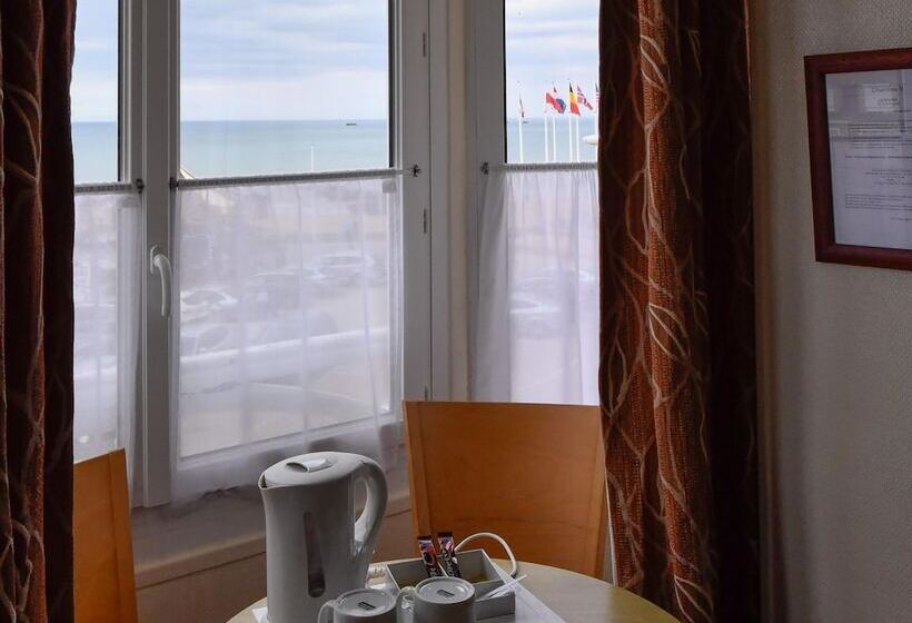 带海景的标准房, De Normandie