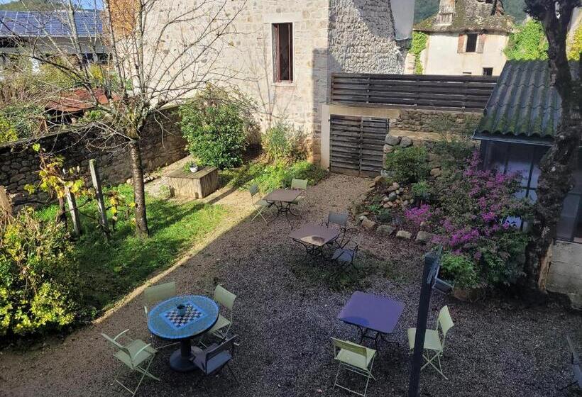 스탠다드 룸, Fouillade