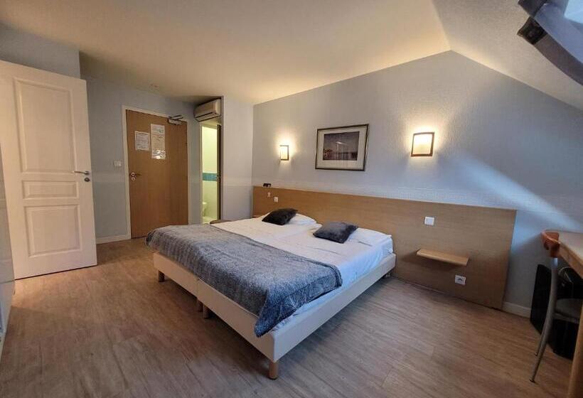 컴포트 룸, Fouillade