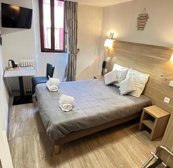 غرفة أساسية, Hôtel Du Cheval Blanc Barcelonnette