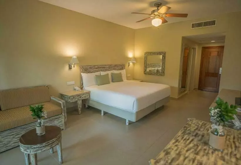 ガーデンビュースタンダードルーム, Iberostar Waves Dominicana