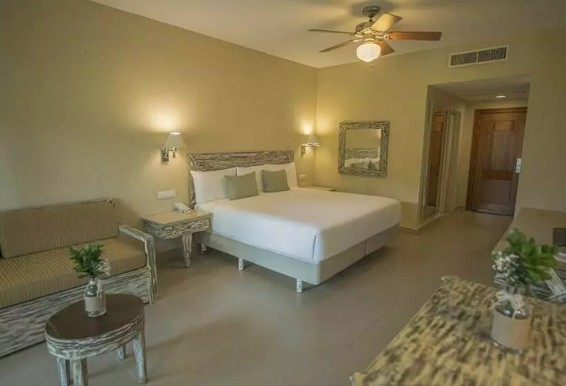 ガーデンビュースタンダードルーム, Iberostar Waves Dominicana