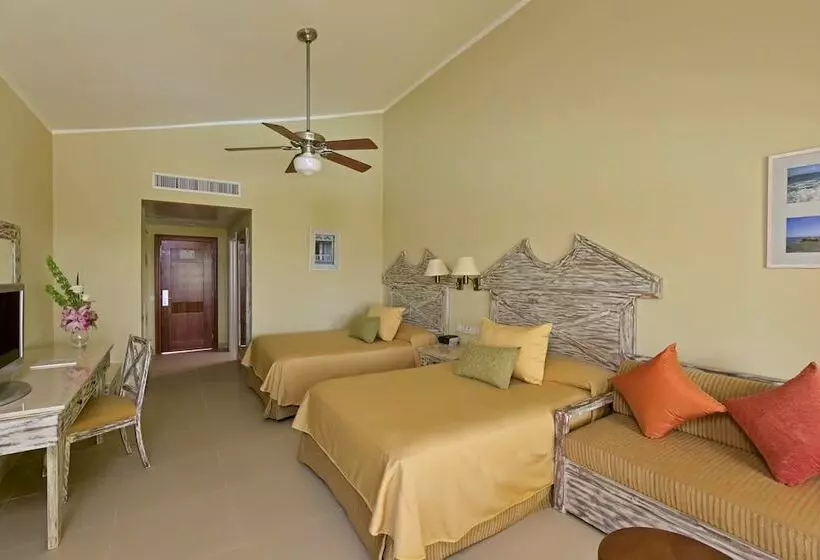 オーシャンビュースタンダードルーム, Iberostar Waves Dominicana