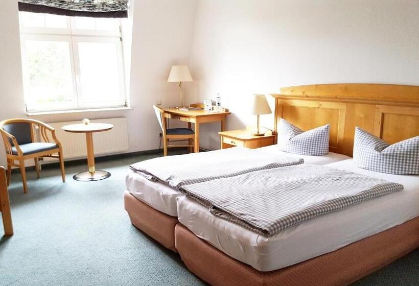 غرفة عائلية, Idyll Am Wolgastsee