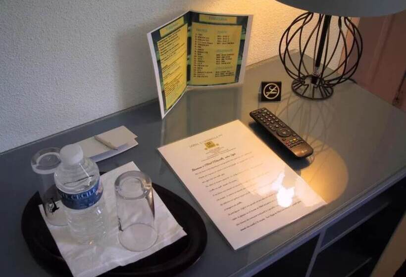 חדר סטנדרט, L Esterella