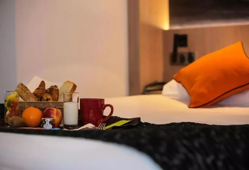 اتاق استاندارد سه نفره, Logis Hôtel Angers Sud