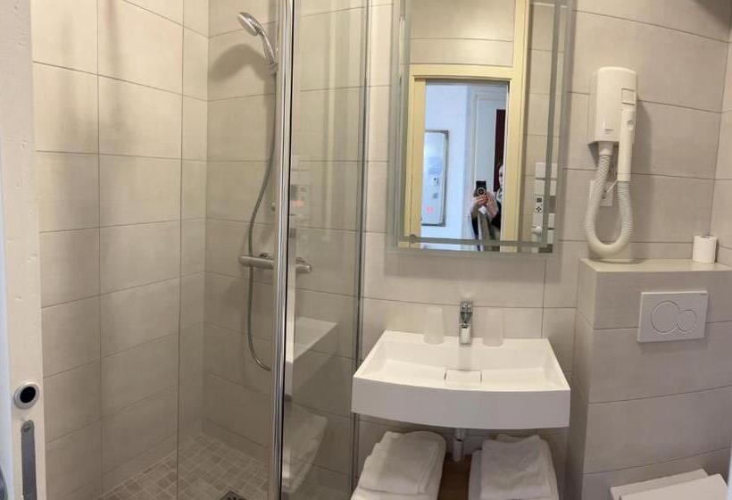 コンフォートルーム, Logis Hôtel Des Messageries