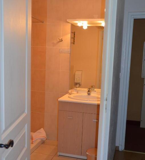 غرفة قياسية, Relais Du Bois Du Four