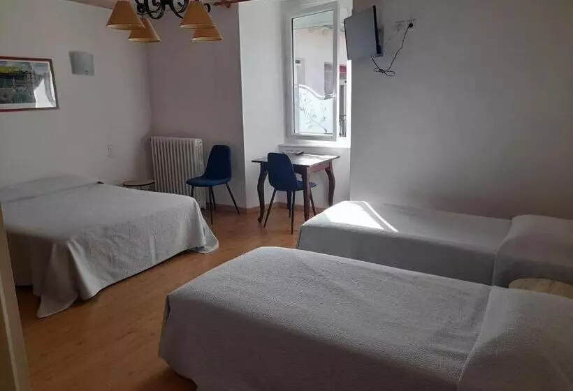 ファミリールーム, Relais Du Bois Du Four
