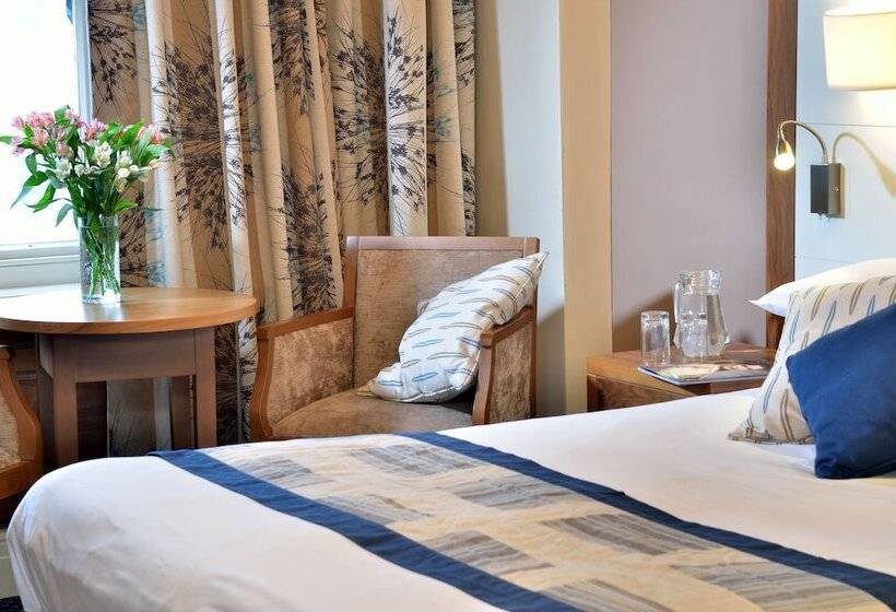 חדר משפחתי, The Riverside