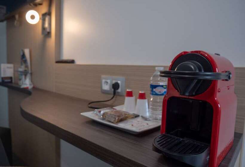 スーペリアールーム, Contact Hotel Restaurant Bleu France   Eragny Cergy