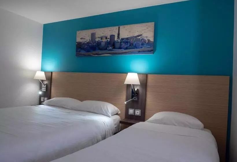 スタンダードトリプルルーム, Contact Hotel Restaurant Bleu France   Eragny Cergy