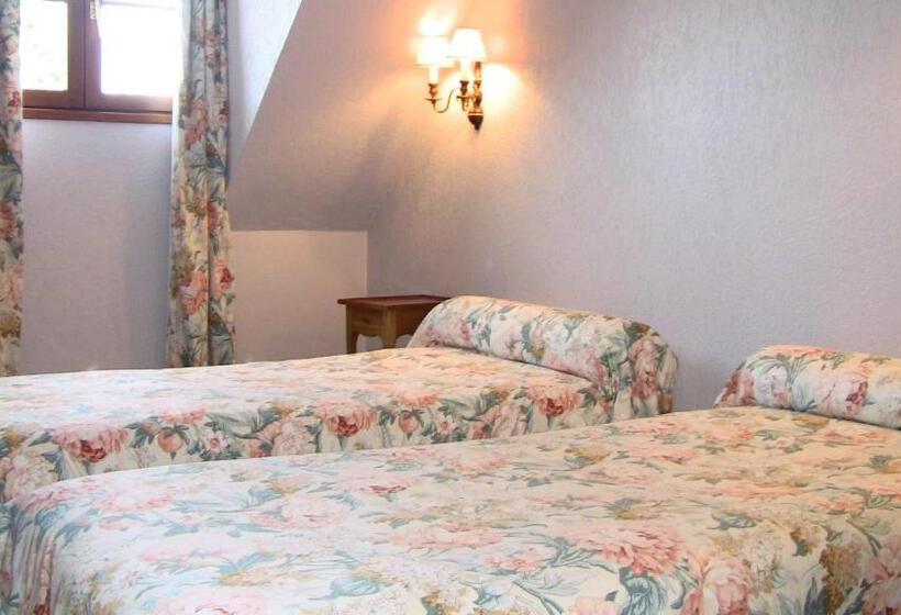 Номер Стандарт, Logis Hôtel Auberge Des Potiers