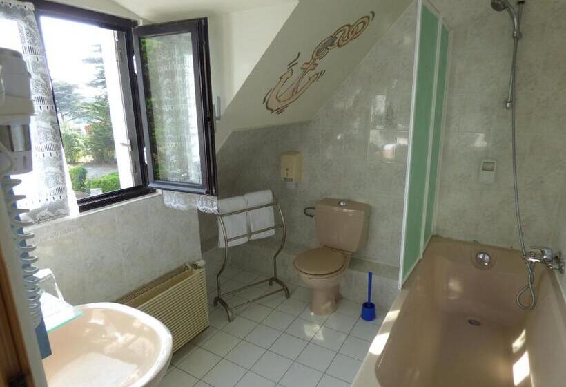 غرفة قياسية, Castel Moor