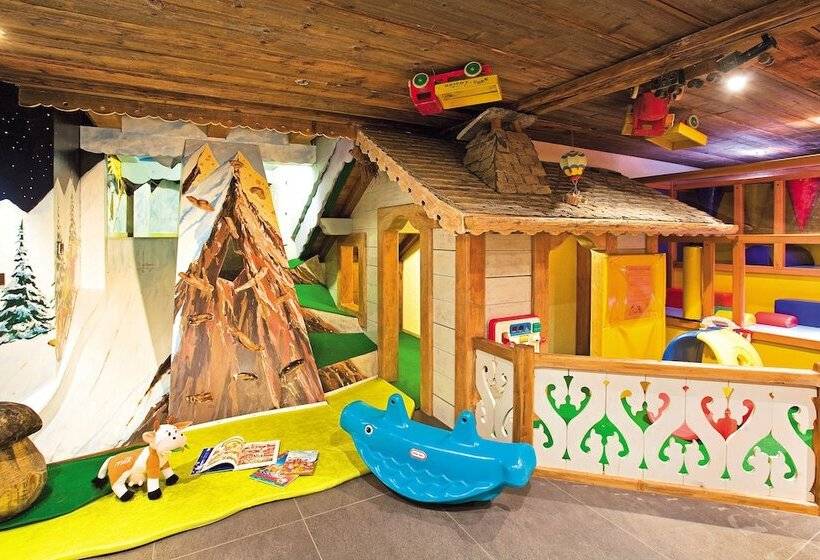 Family Connecting Room, Les Gentianettes Hotel & Spa