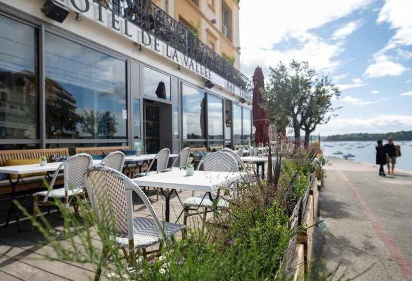 발코니가 있는 바다 전망 수피리어 룸, De La Vallee