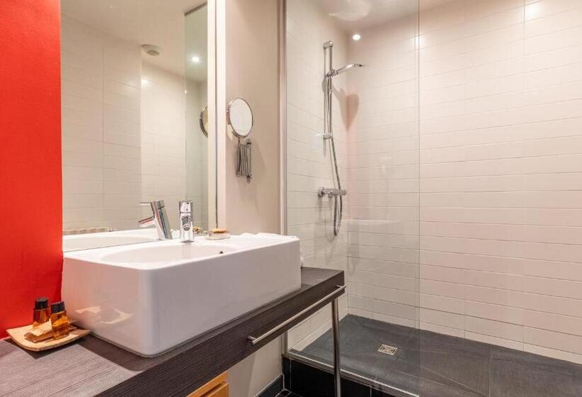 발코니가 있는 바다 전망 수피리어 룸, De La Vallee