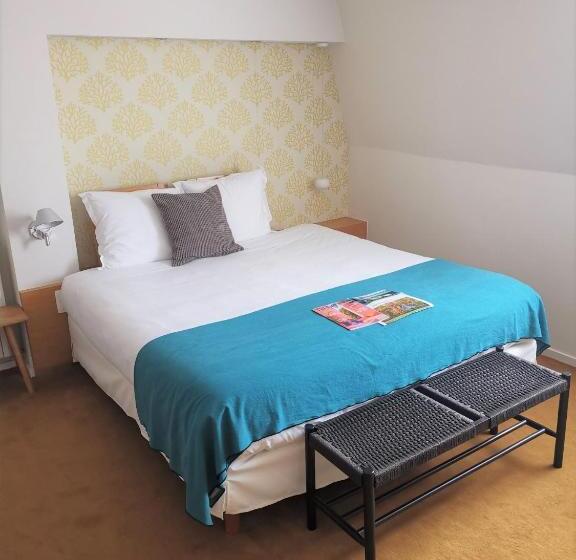 4인용 스탠다드 룸, De La Vallee