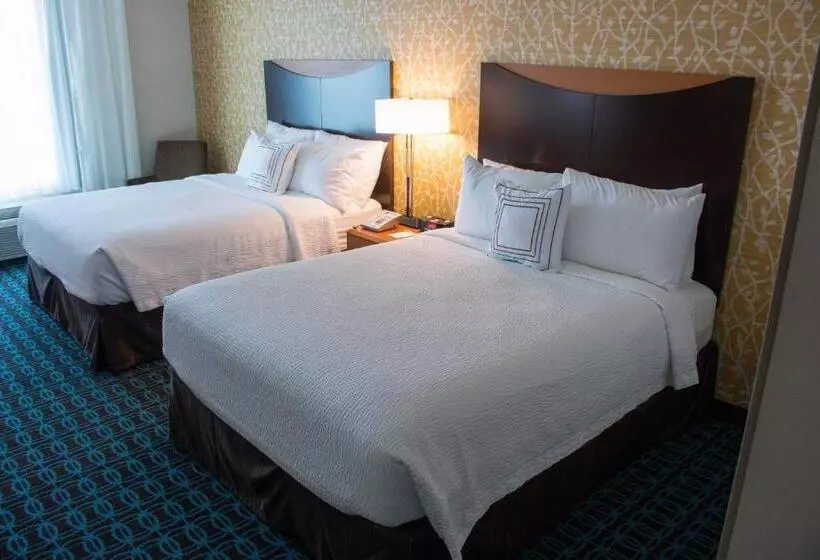 اتاق استاندارد برای معلولان, Fairfield Inn & Suites Oakland Hayward