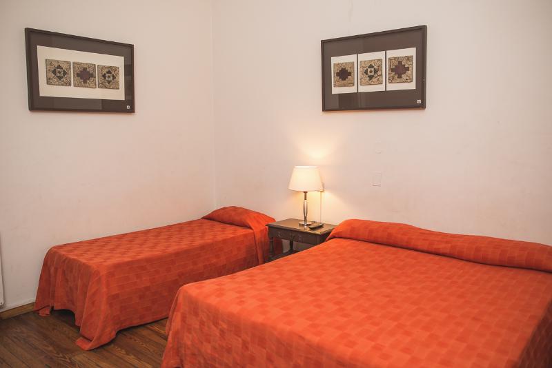 اتاق استاندارد سه نفره, Gran Hotel Victoria Cordoba Argentina