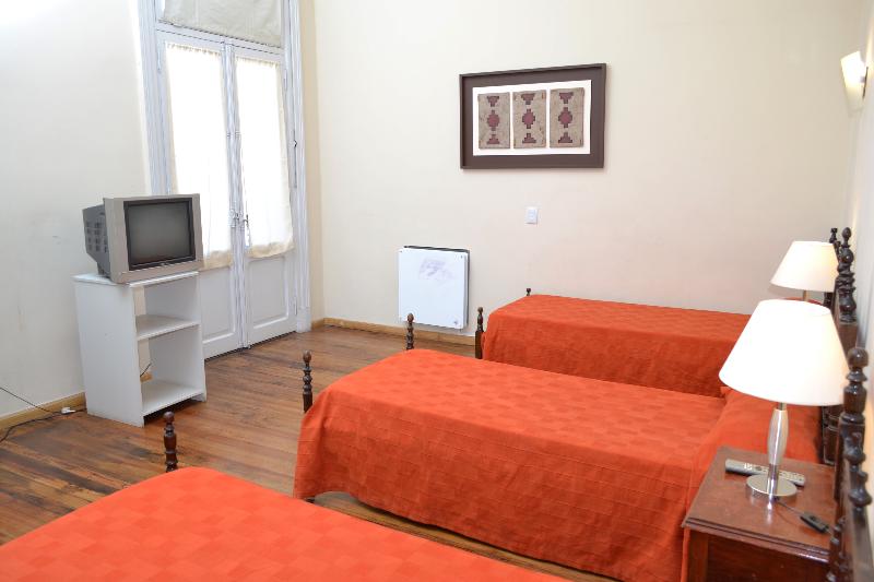اتاق استاندارد سه نفره, Gran Hotel Victoria Cordoba Argentina
