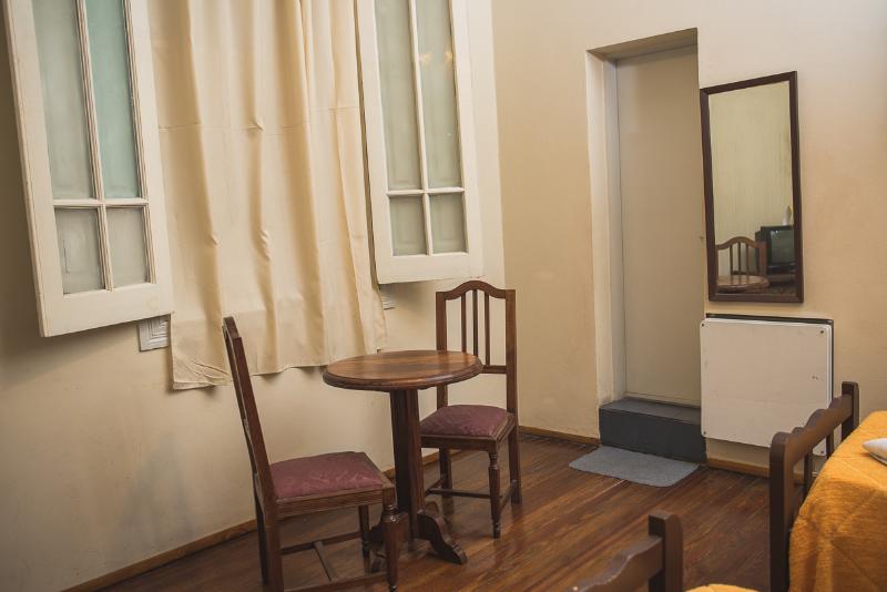 اتاق استاندارد سه نفره, Gran Hotel Victoria Cordoba Argentina