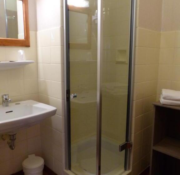 חדר סטנדרט, Hôtel Bellachat