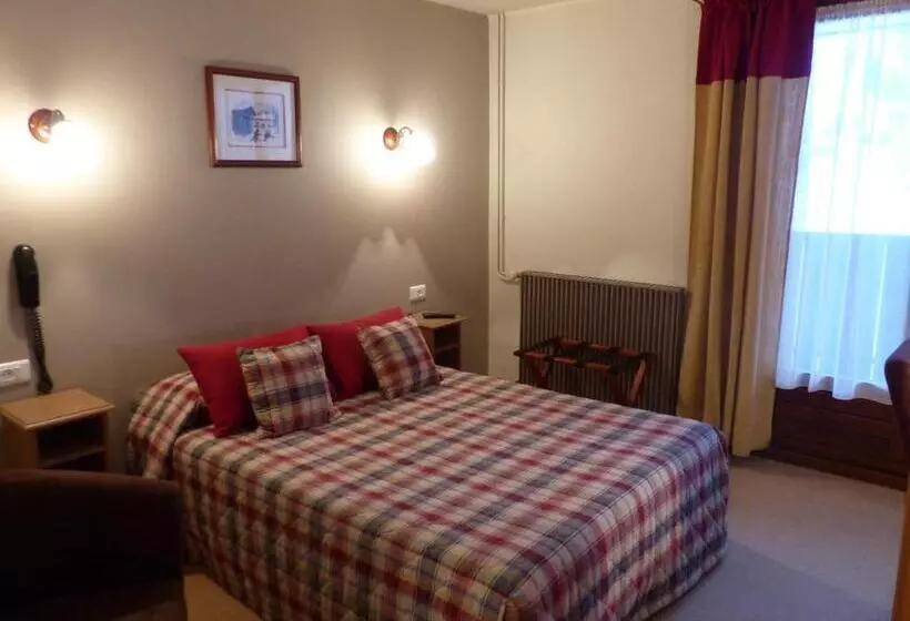 اتاق استاندارد با چشمانداز کوهستان, Hôtel Bellachat