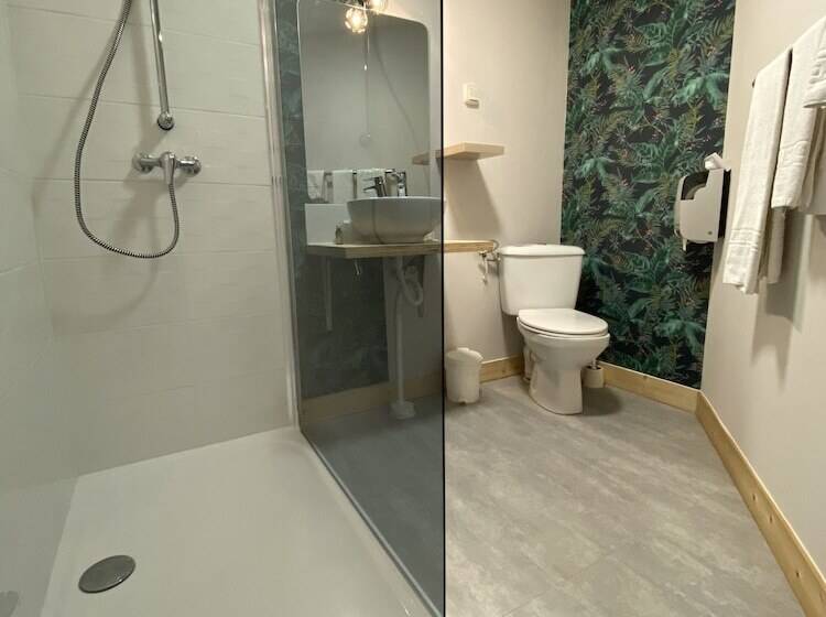 Номер Стандарт, Hôtel De L Ecu