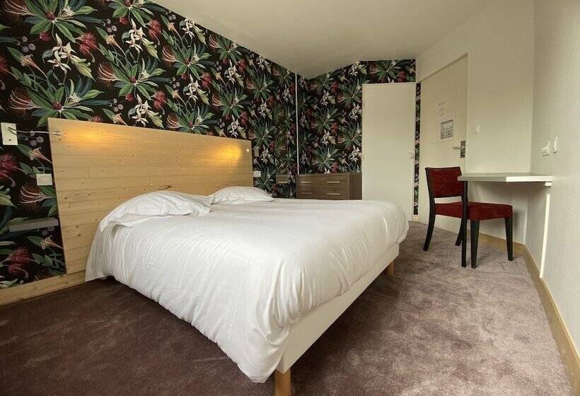 Номер Стандарт, Hôtel De L Ecu