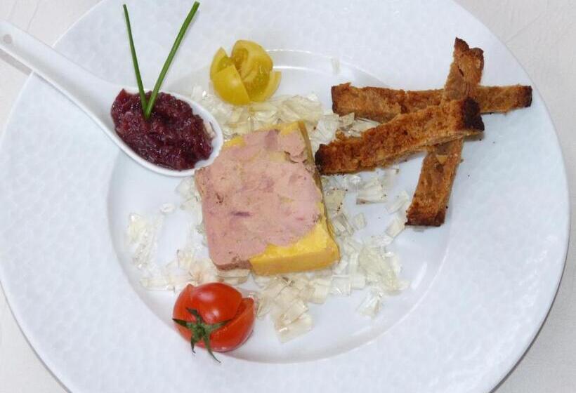 Номер Стандарт, Hôtel Restaurant Le Relais